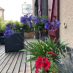 A L'aube Des Volcans 3*, Charbonnieres-les-Vieilles France
