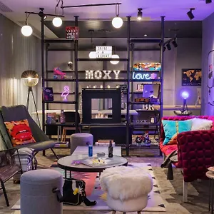 Hotel Moxy Old Town, Bucharest