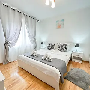 Apartamento Sunrise Center, Bucareste